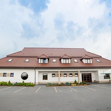 Gosciniec Nad Goplem Otel Grodztwo Dış mekan fotoğraf